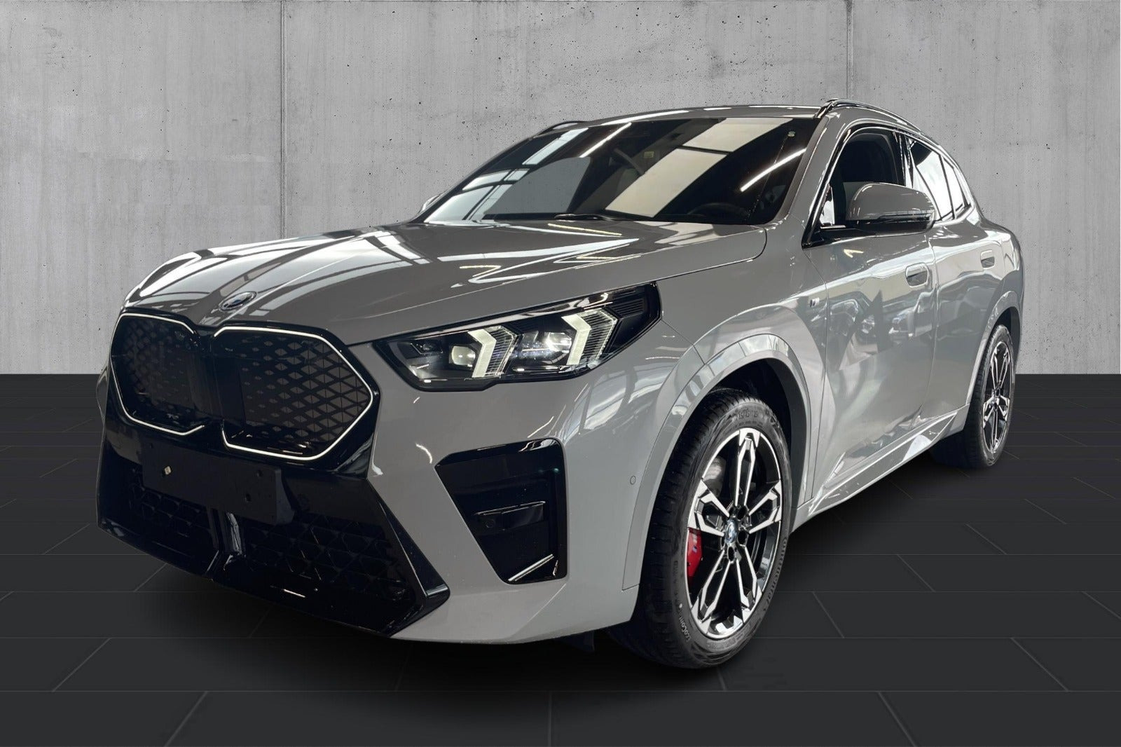 BMW iX2 eDrive20 M-Sport Pro