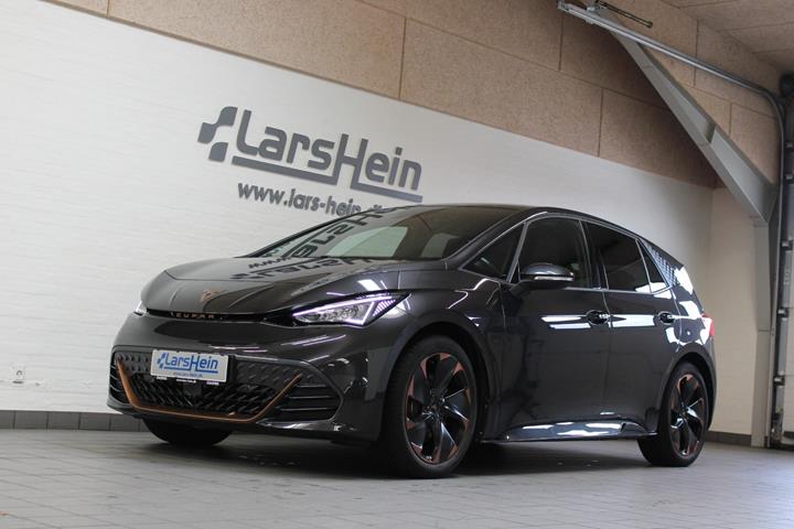 Grå Cupra Born fra 2024