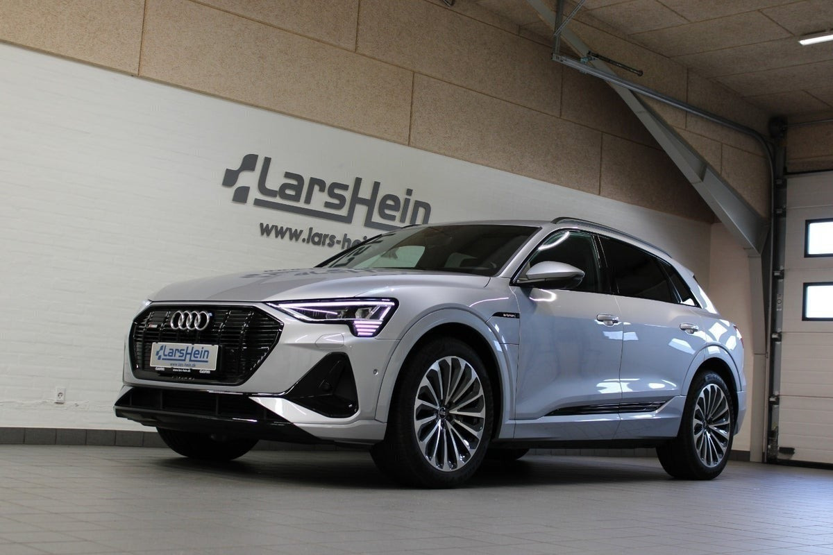 Audi e-tron 55 S-line quattro