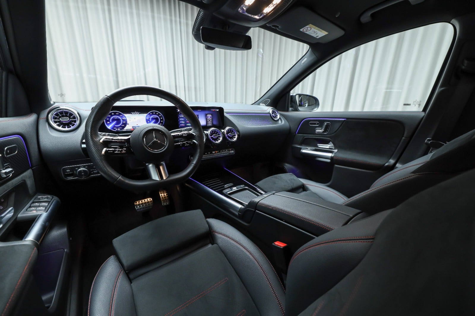 Grå Mercedes EQA250+ fra 2026