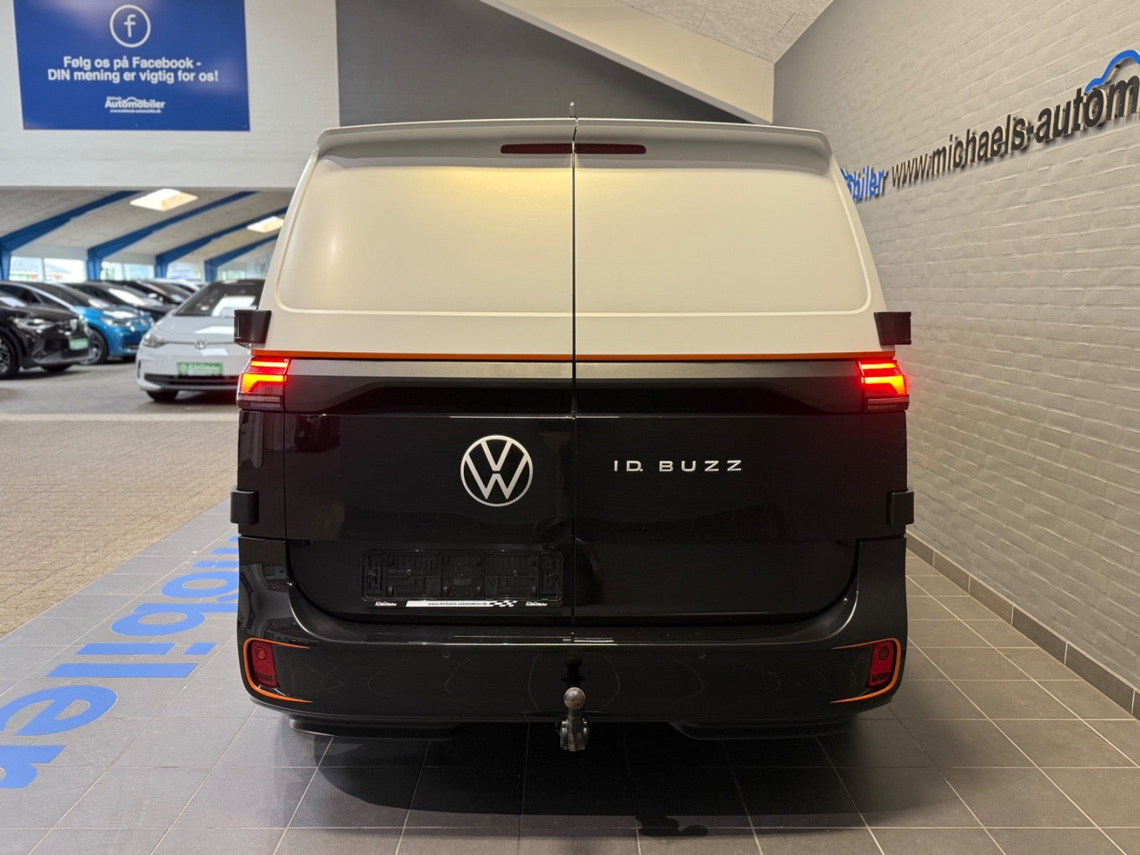 Sort VW ID.Buzz fra 2024