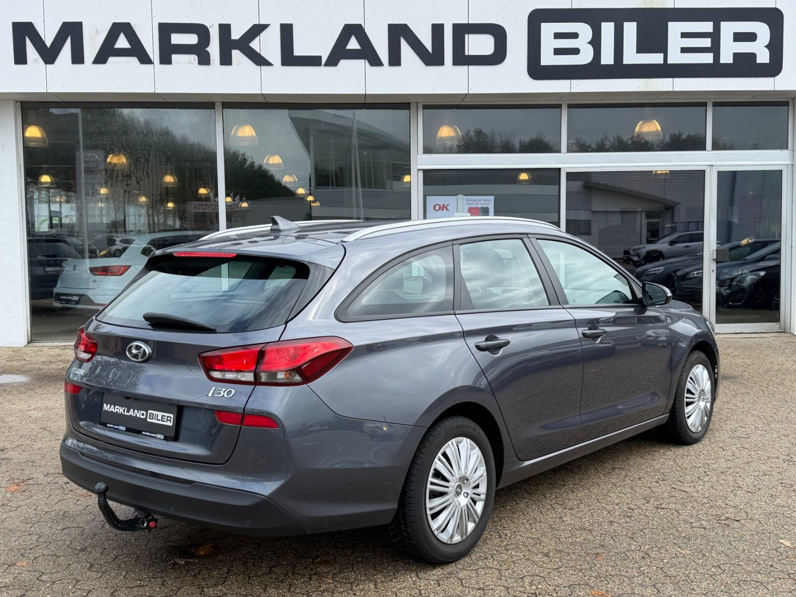 Grå Hyundai i30 fra 2020