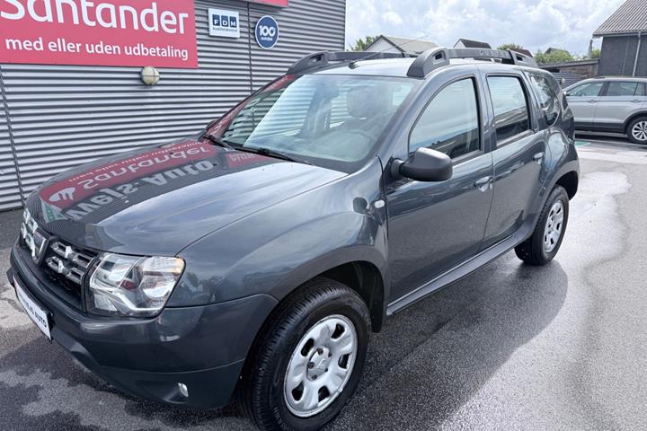 Grå Dacia Duster fra 2016