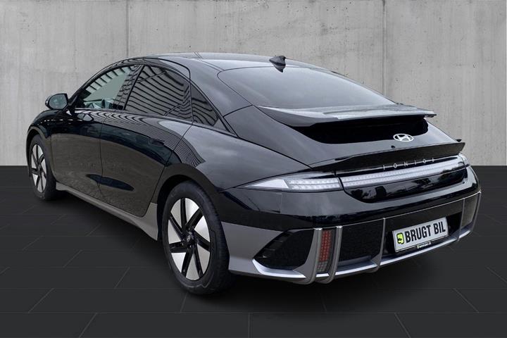 Sort Hyundai Ioniq 6 fra 2023