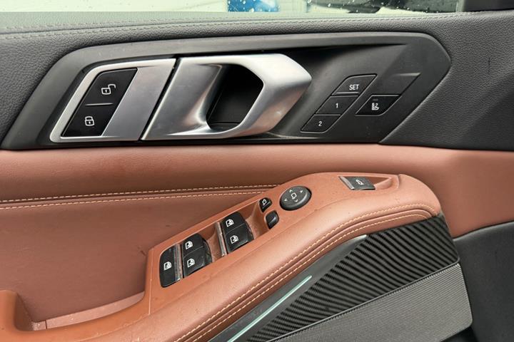 Sort BMW X5 fra 2019