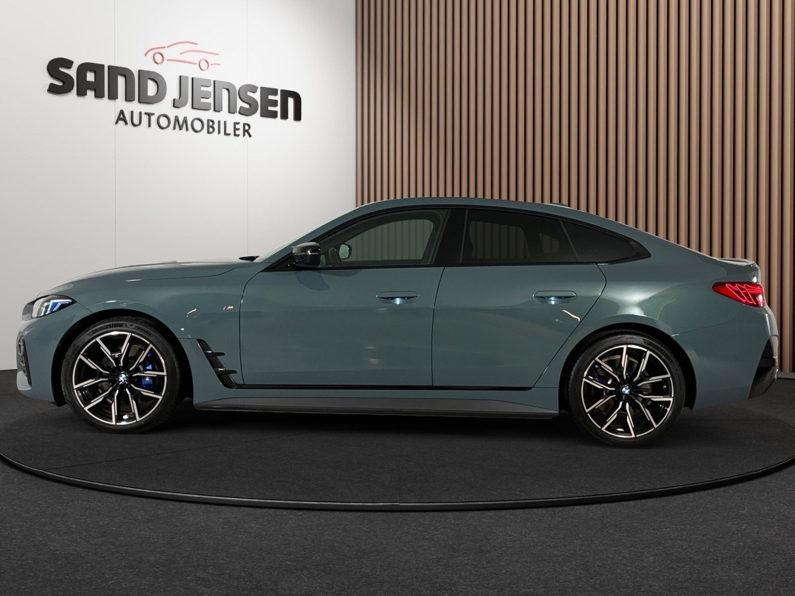 Grøn BMW i4 fra 2026