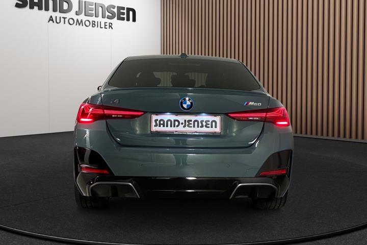 Grøn BMW i4 fra 2026