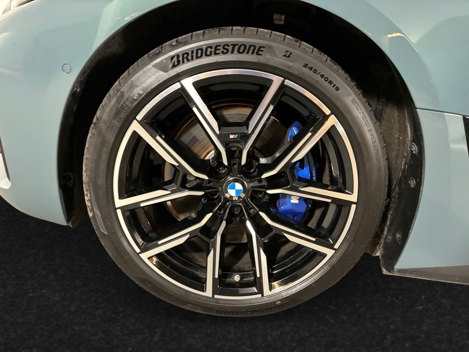 Grøn BMW i4 fra 2026