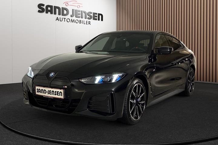 Sort BMW i4 fra 2026 set udefra