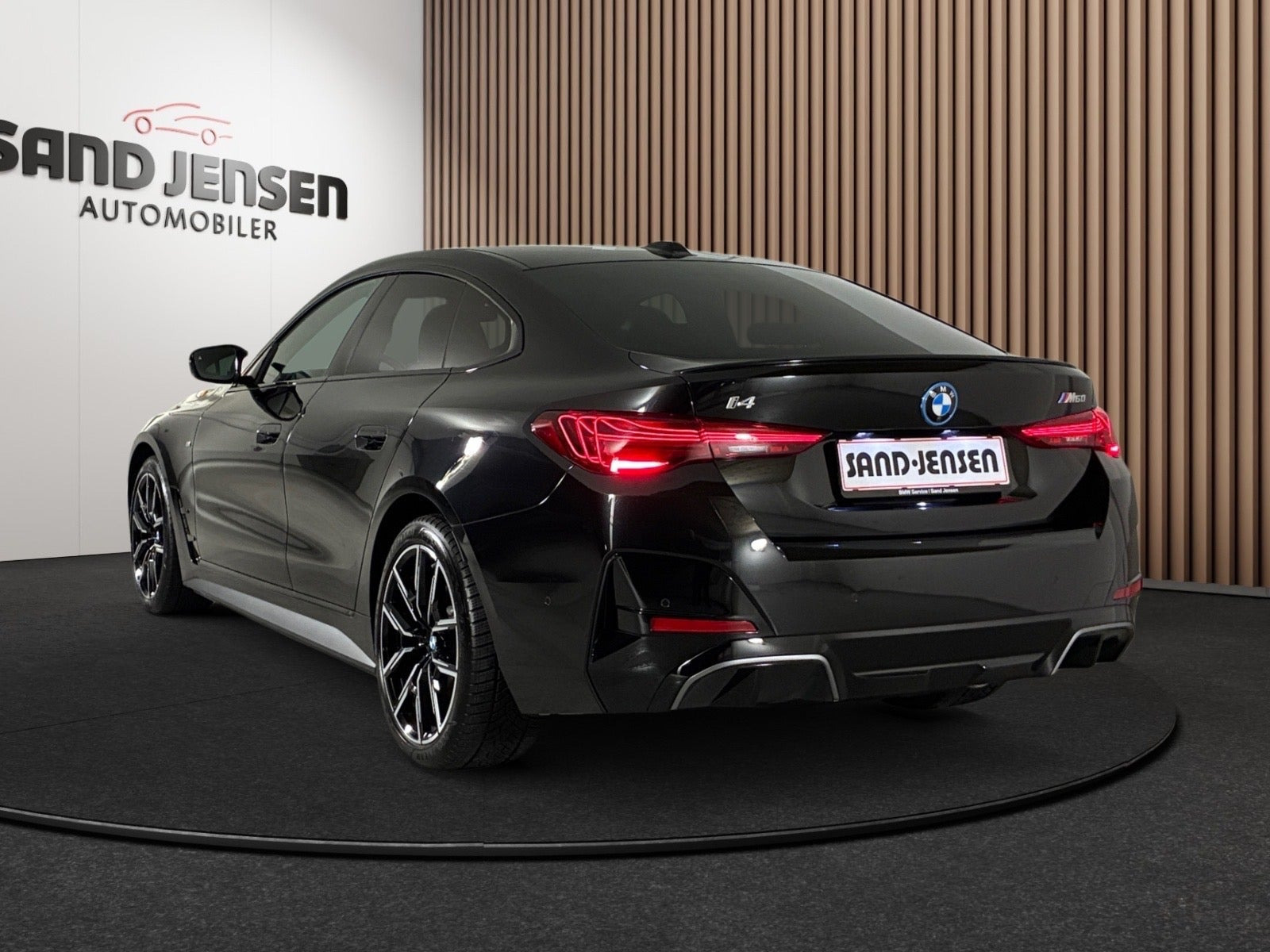Sort BMW i4 fra 2026