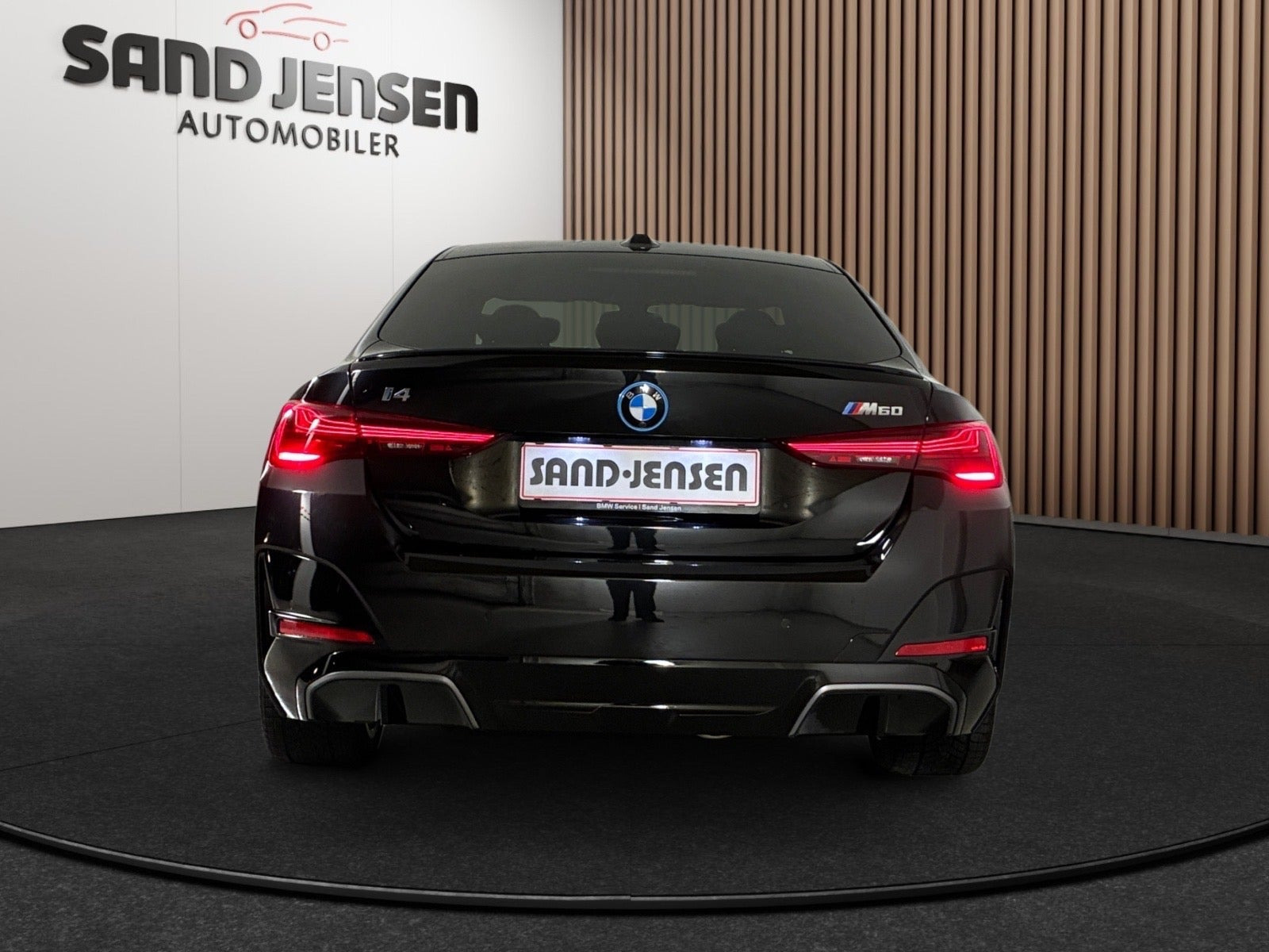Sort BMW i4 fra 2026