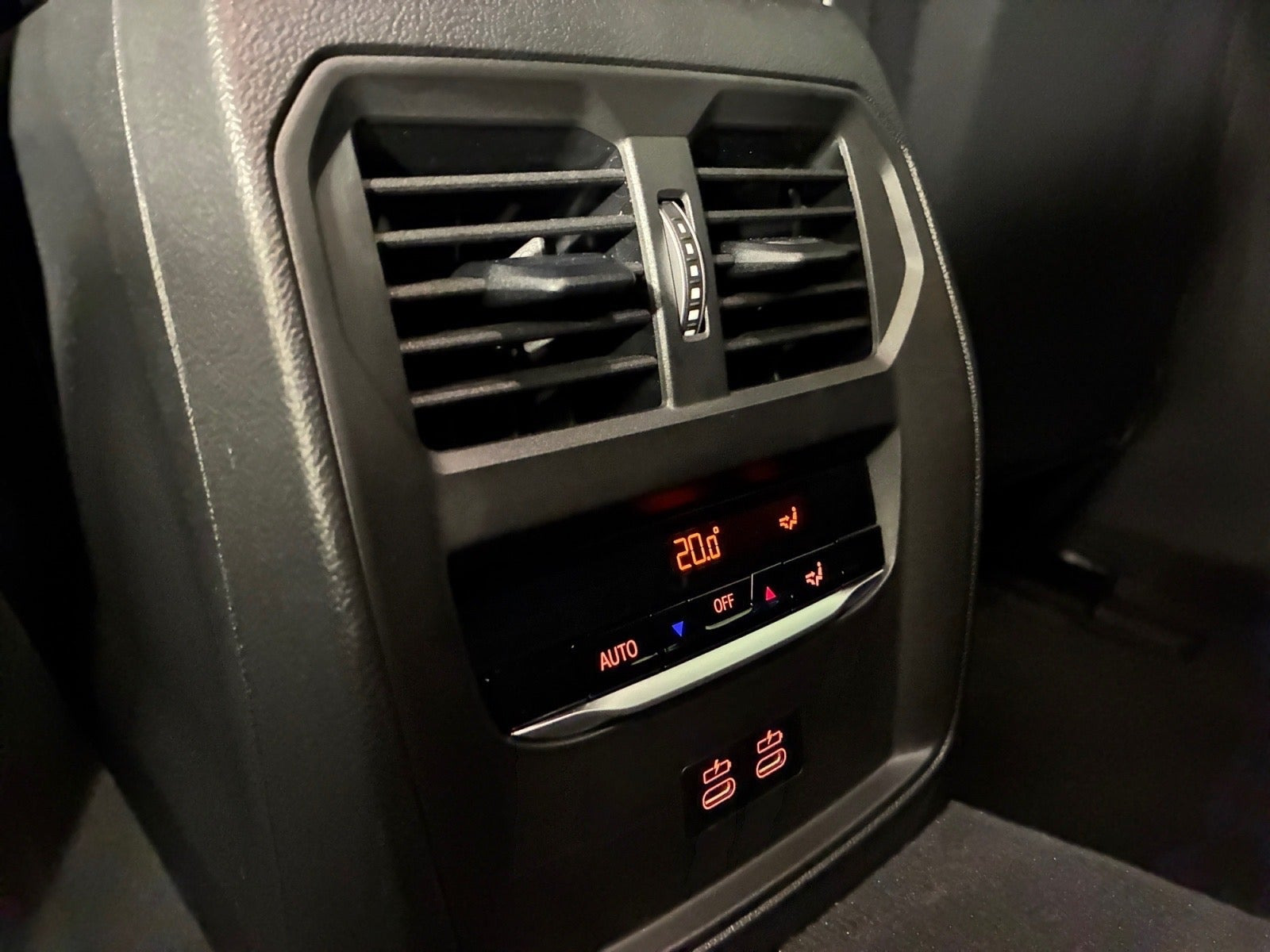 Sort BMW i4 fra 2026