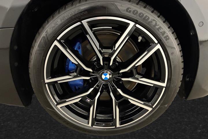 Sort BMW i4 fra 2026