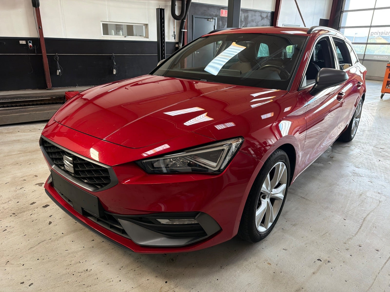 Seat Leon 1,5 eTSi 150 FR Sportstourer DSG