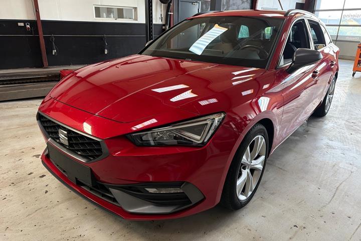 Rød Seat Leon fra 2020