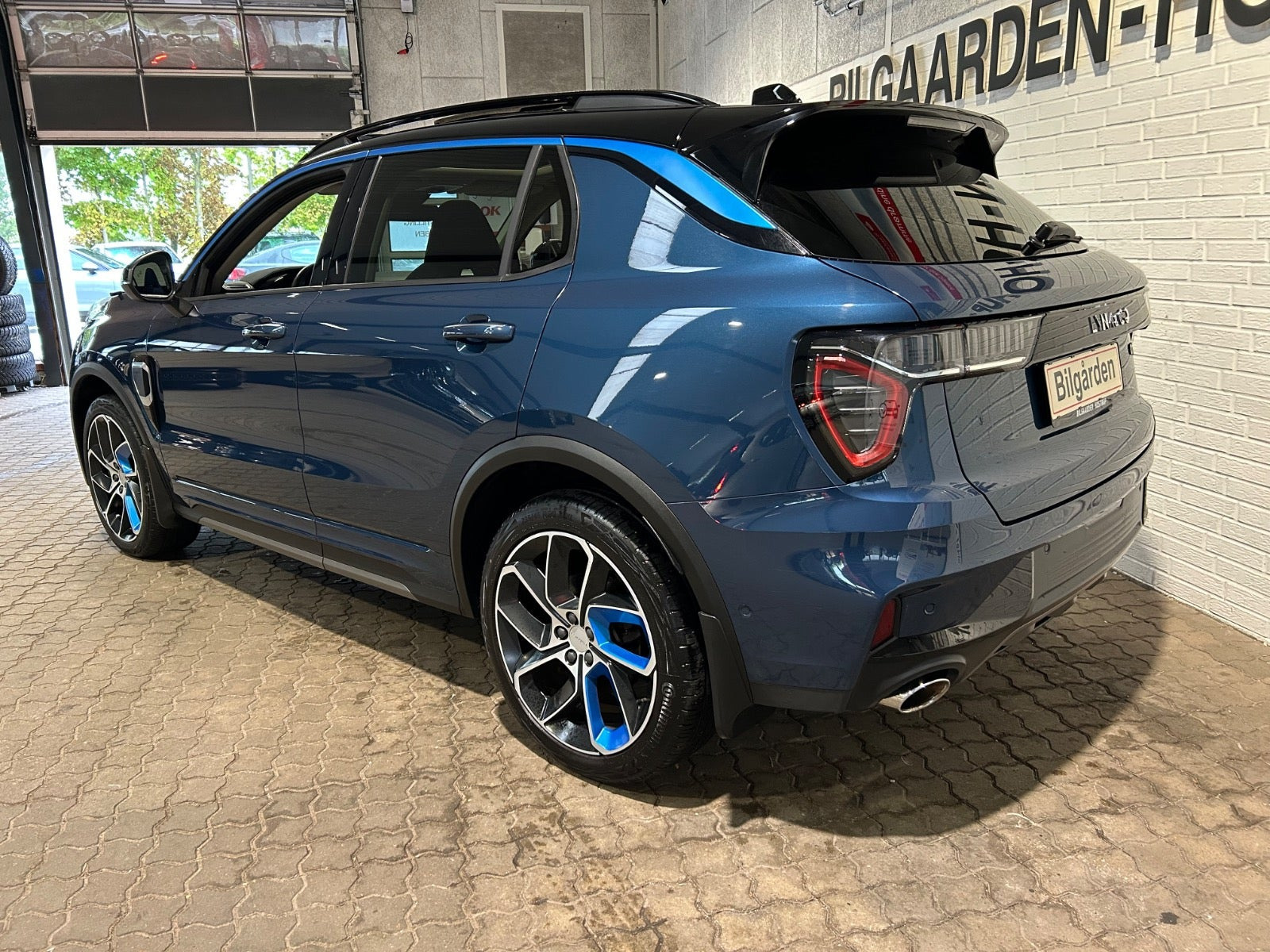 Blå Lynk & Co 01 fra 2021