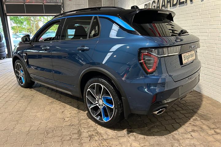 Blå Lynk & Co 01 fra 2021