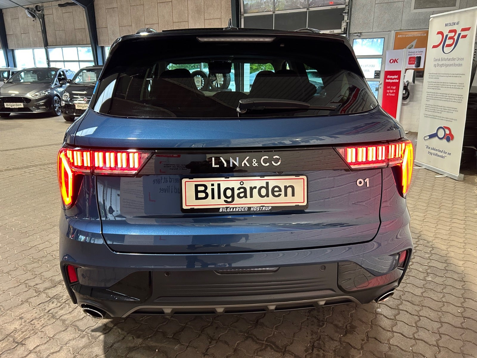 Blå Lynk & Co 01 fra 2021