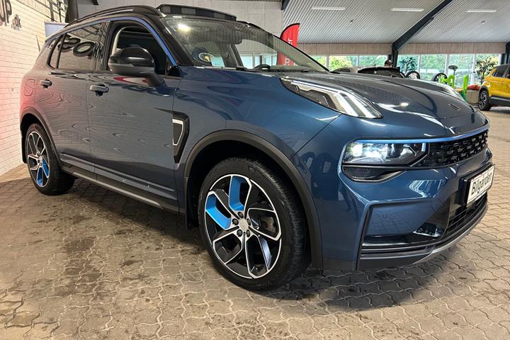 Blå Lynk & Co 01 fra 2021