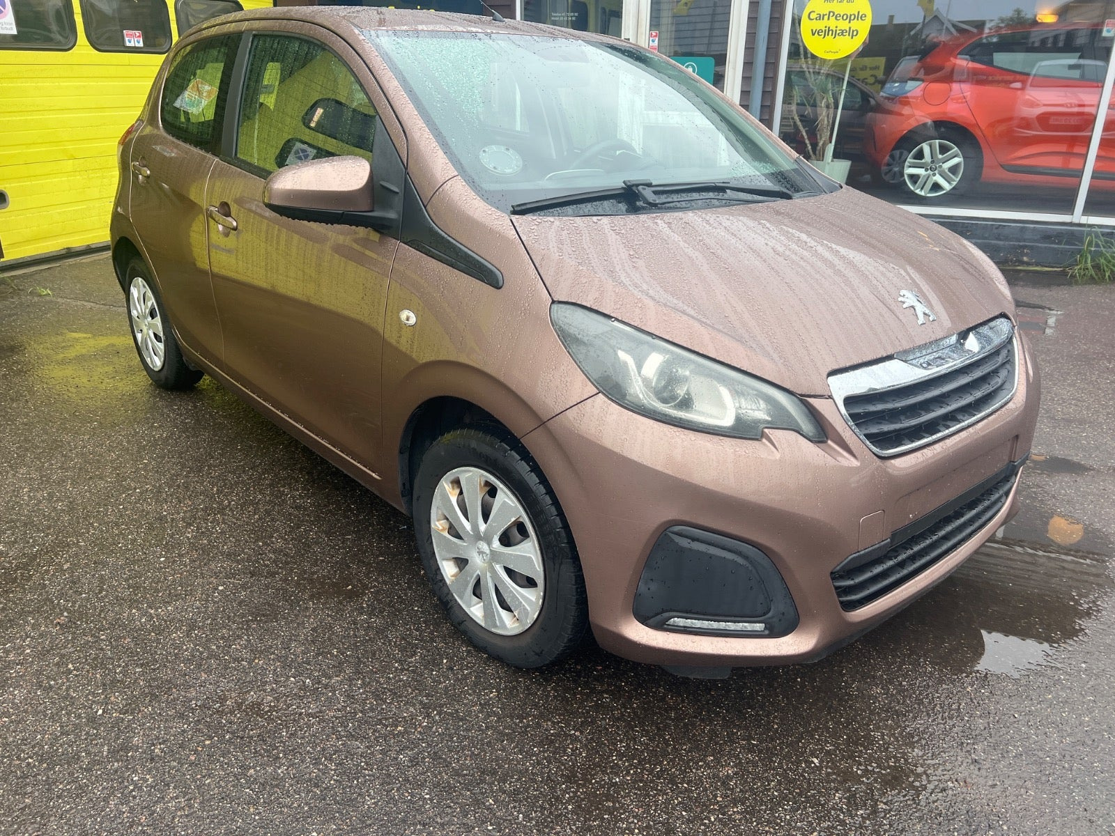Bronze Peugeot 108 fra 2015