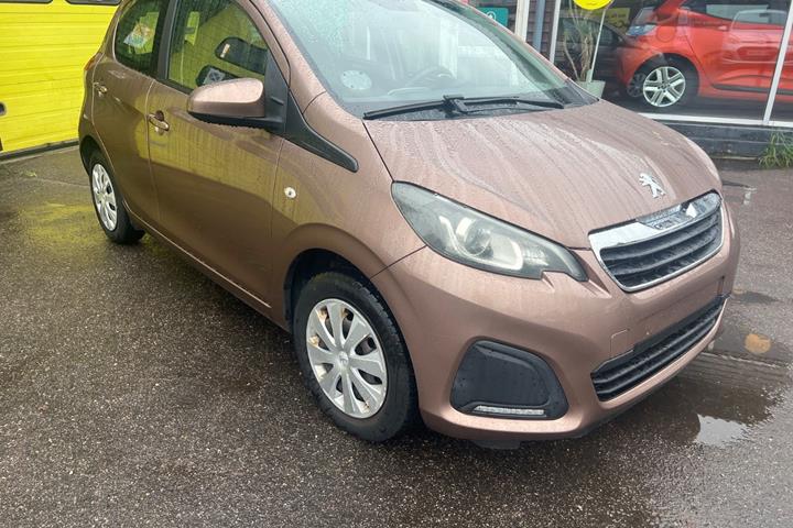 Bronze Peugeot 108 fra 2015