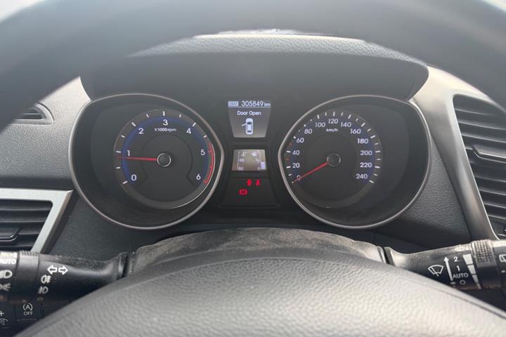 Sort Hyundai i30 fra 2013