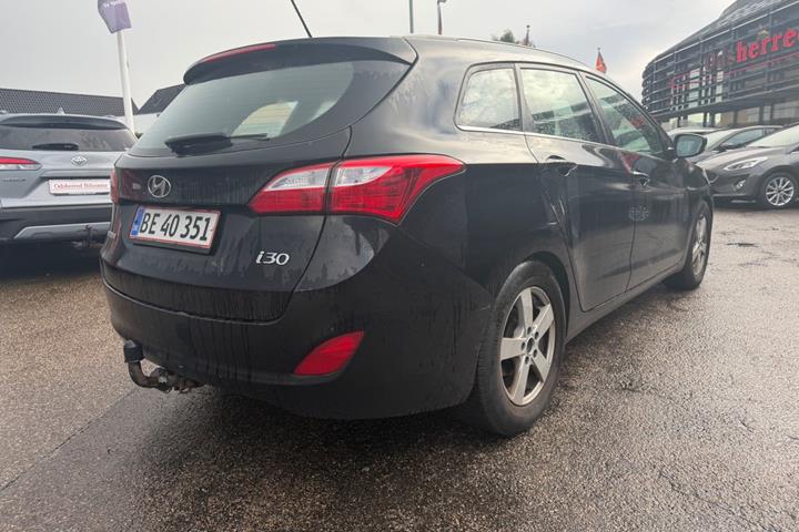 Sort Hyundai i30 fra 2013
