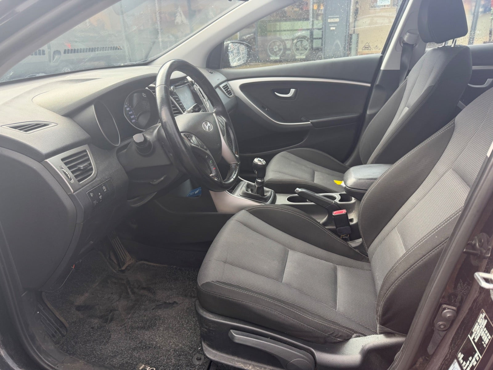 Sort Hyundai i30 fra 2013