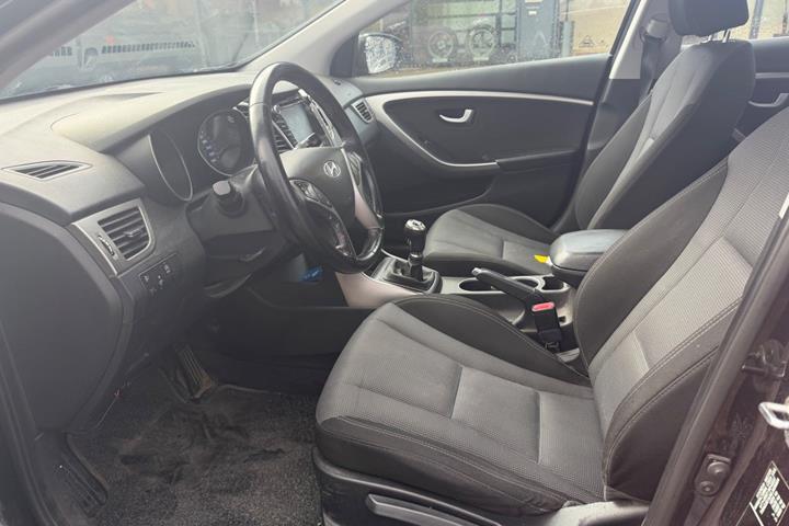 Sort Hyundai i30 fra 2013