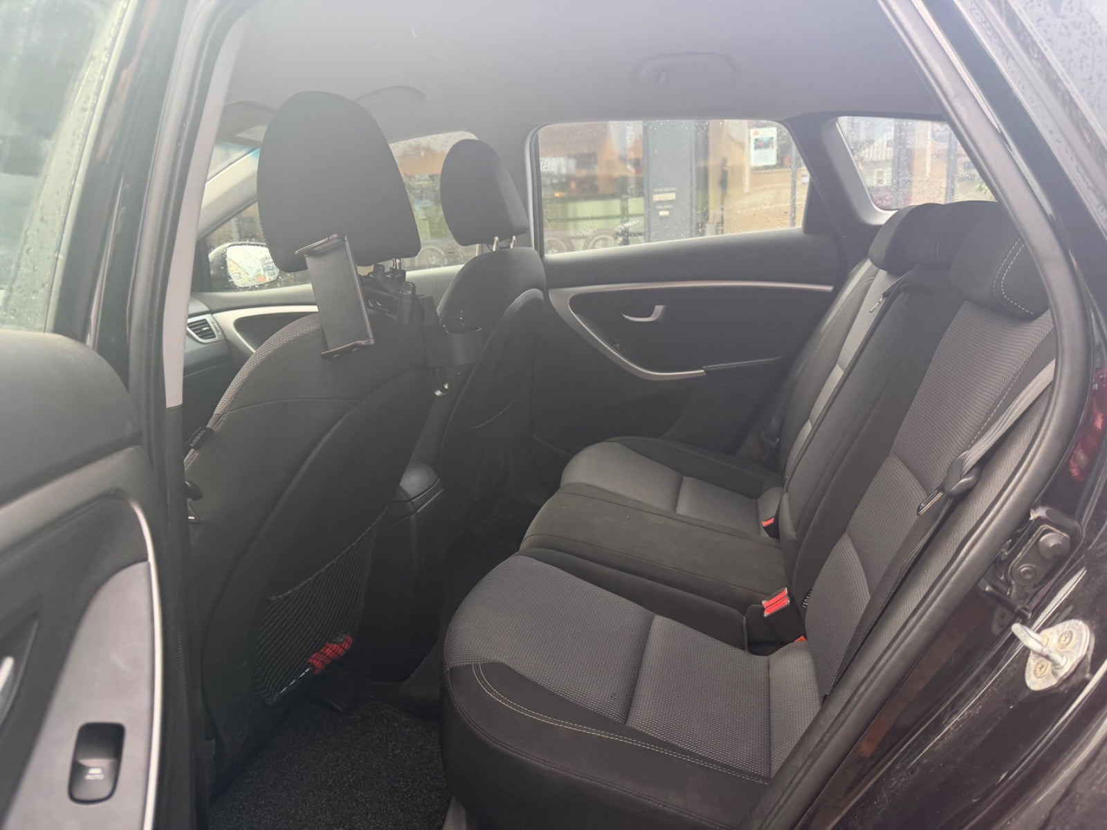 Sort Hyundai i30 fra 2013