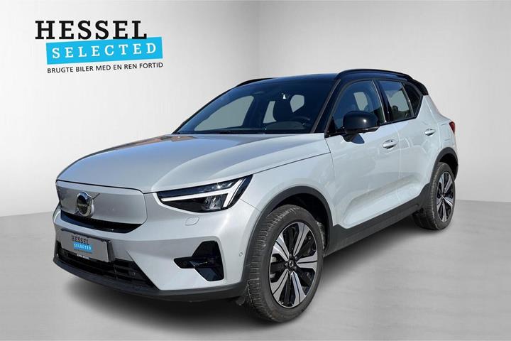 Grå Volvo EX40 fra 2025