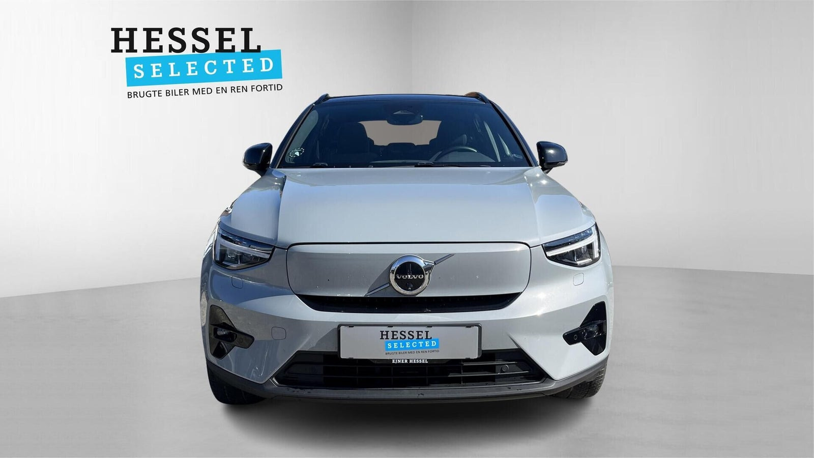 Grå Volvo EX40 fra 2025