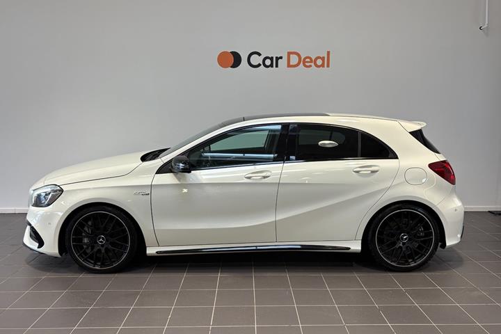 Hvid Mercedes A45 fra 2016