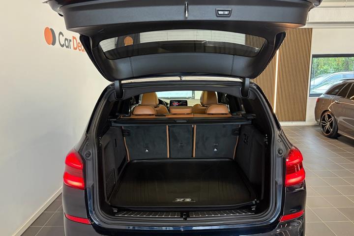 Sort BMW X3 fra 2019