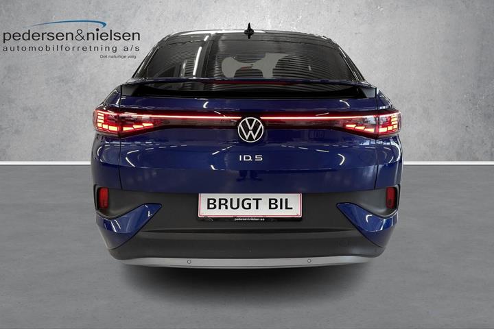 Blå VW ID.5 fra 2025