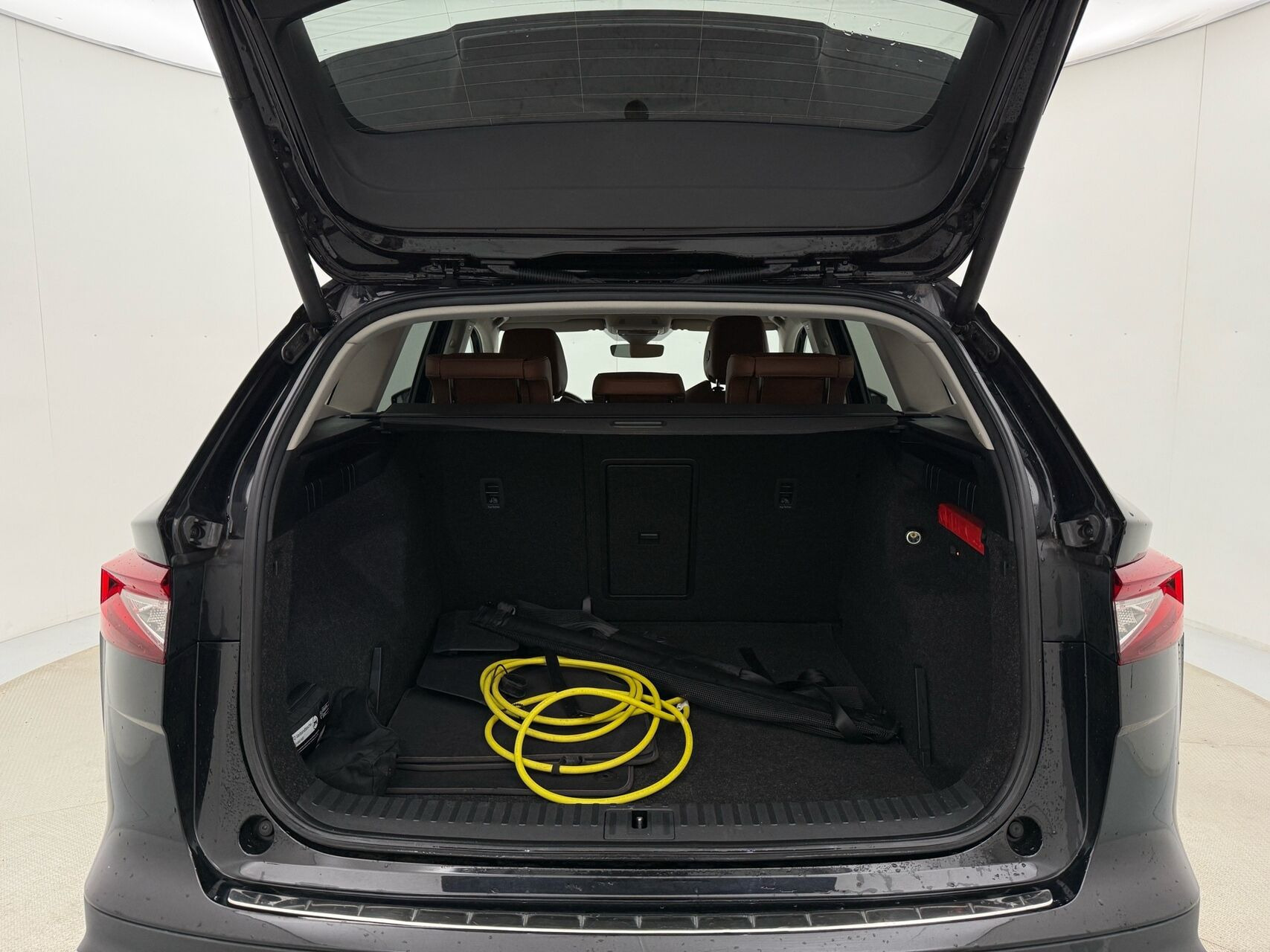 Sort Skoda Enyaq fra 2022
