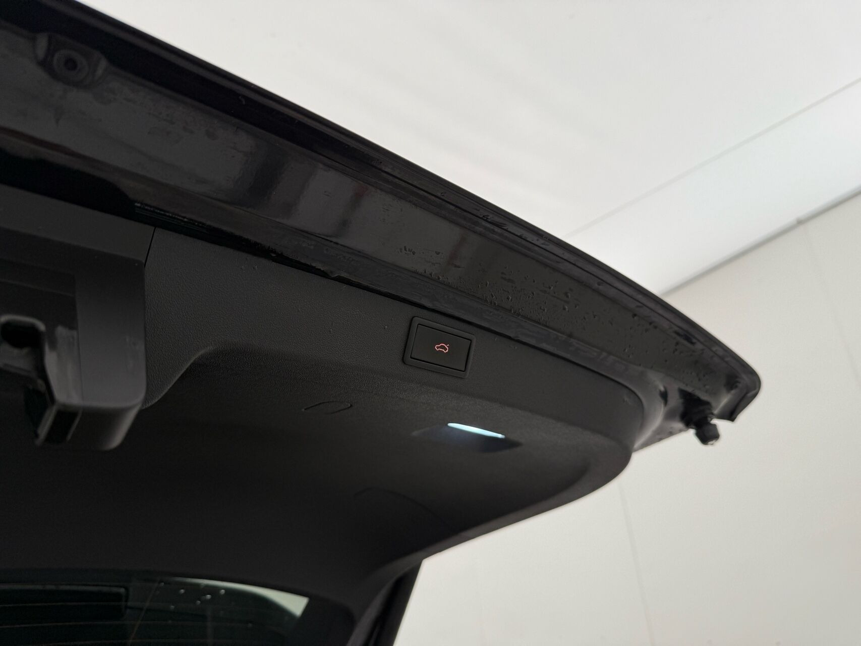Sort Skoda Enyaq fra 2022