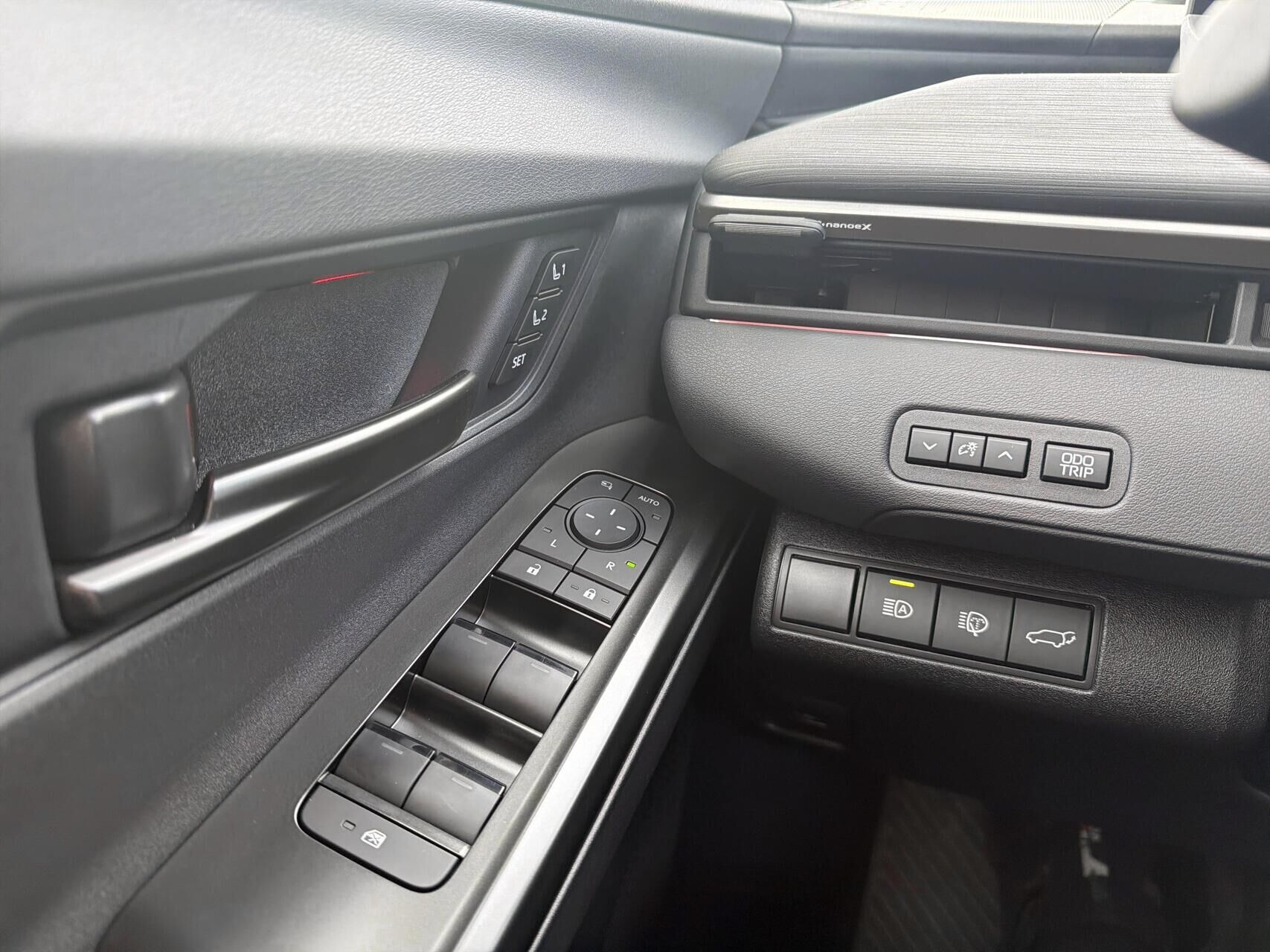 Sølv Toyota bZ4X Touring fra 2026