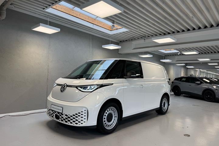 Hvid VW ID.Buzz Cargo fra 2024