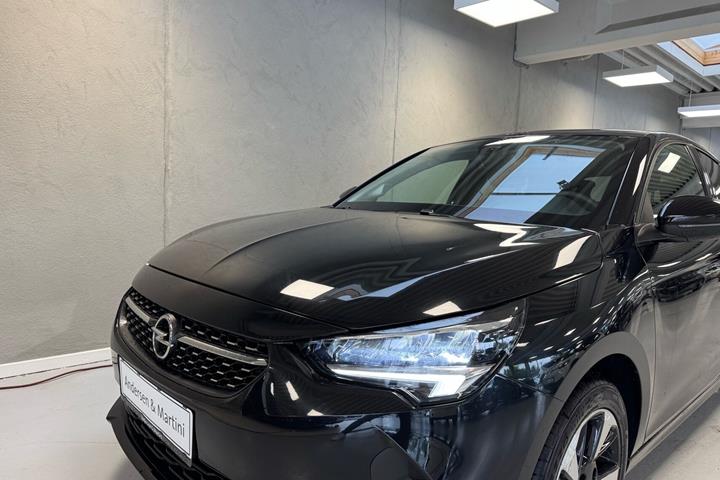 Sort Opel Corsa-e fra 2023