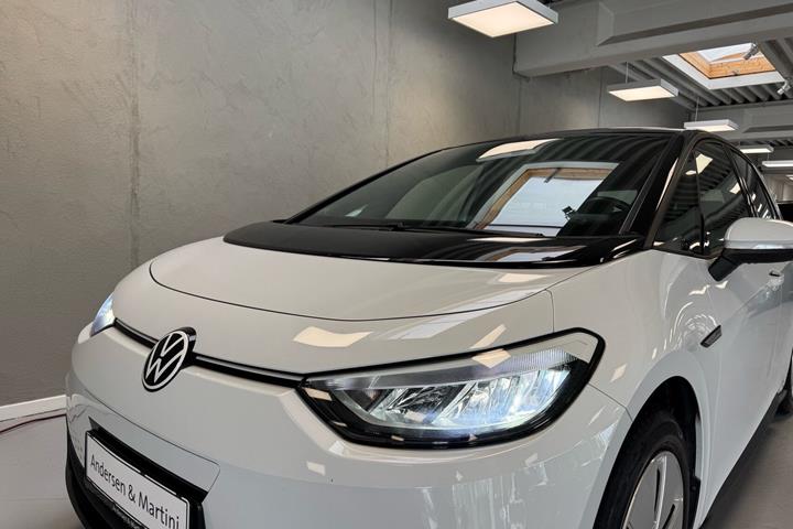 Hvid VW ID.3 fra 2023