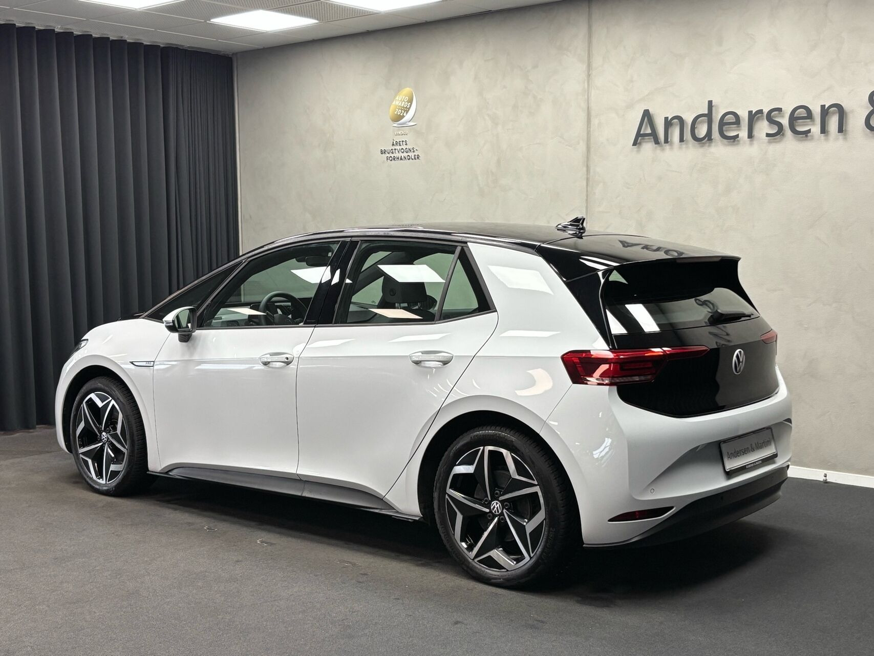Hvid VW ID.3 fra 2023