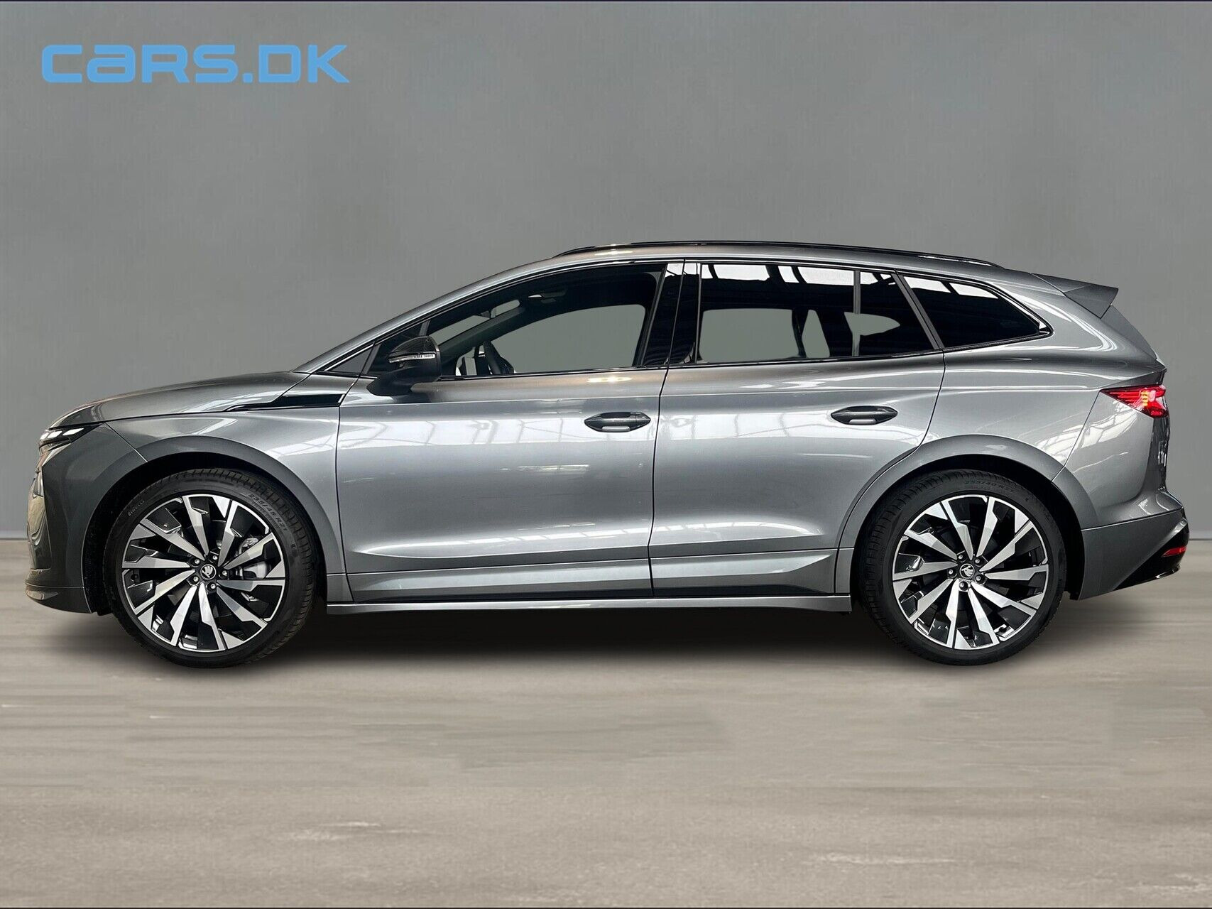 Grå Skoda Enyaq fra 2026