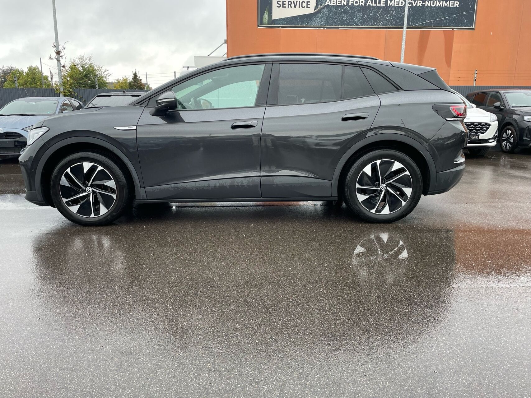 Grå VW ID.4 fra 2022