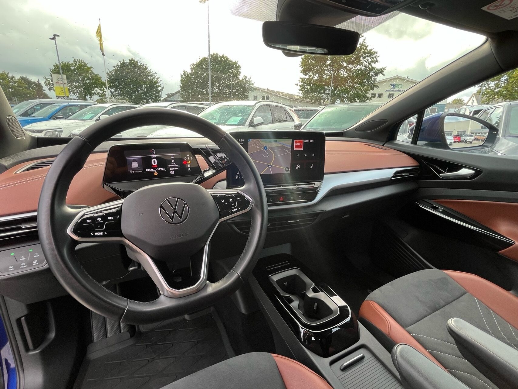 Blå VW ID.4 fra 2023