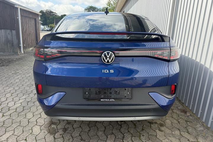 Blå VW ID.5 fra 2024
