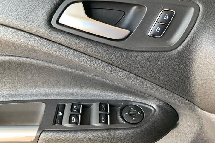 undefined Ford Kuga fra 2015