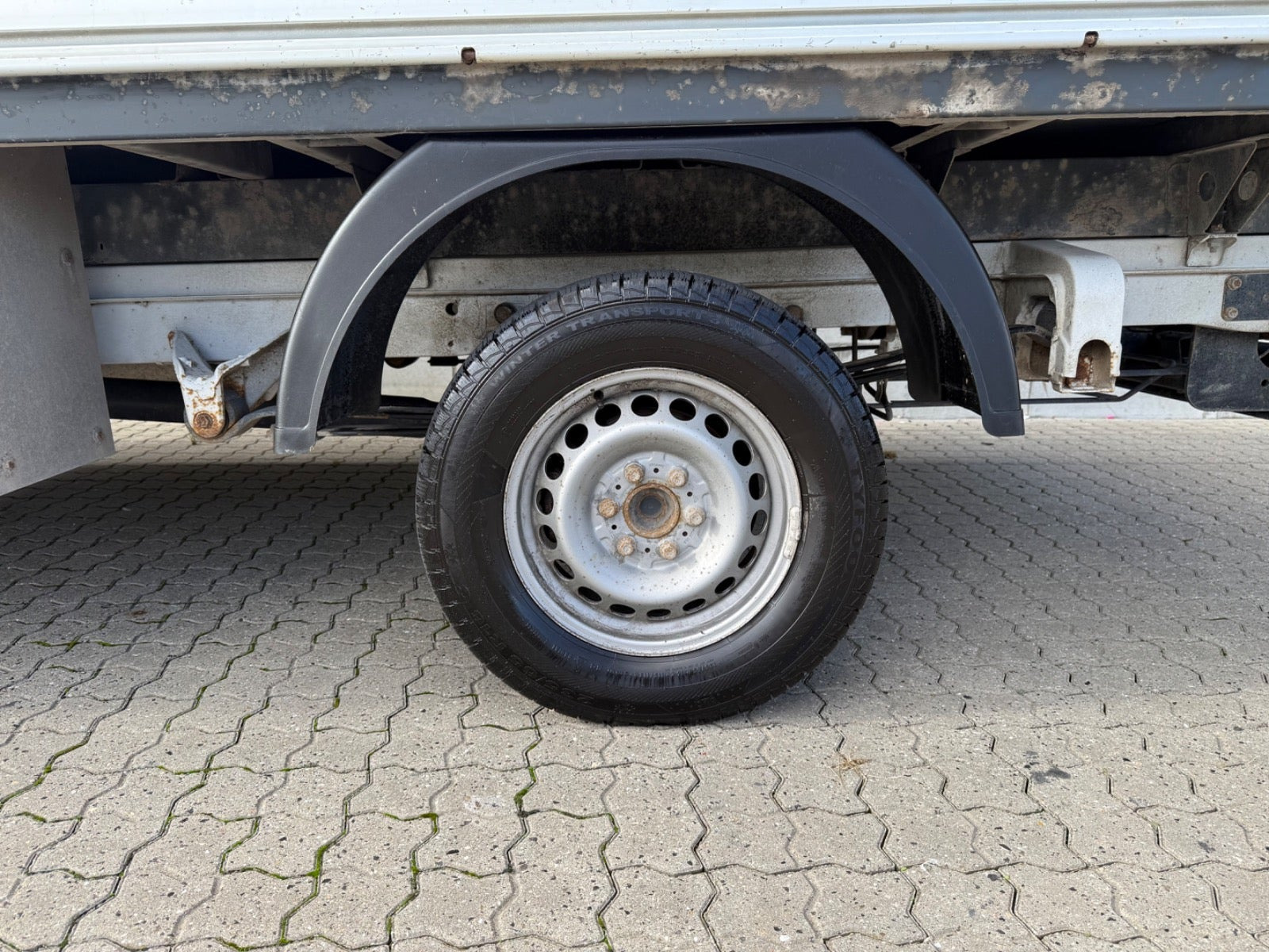 Hvid Mercedes Sprinter 317 fra 2021
