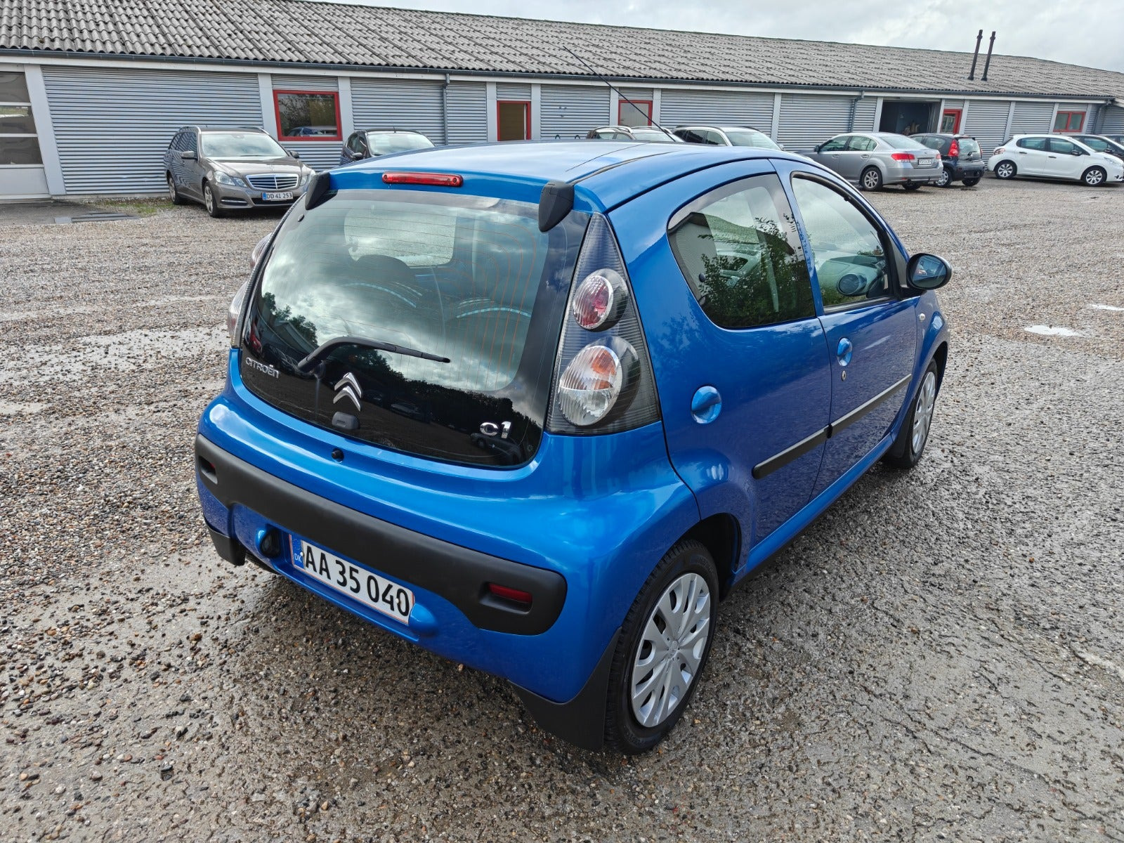 Gul Citroën C1 fra 2012
