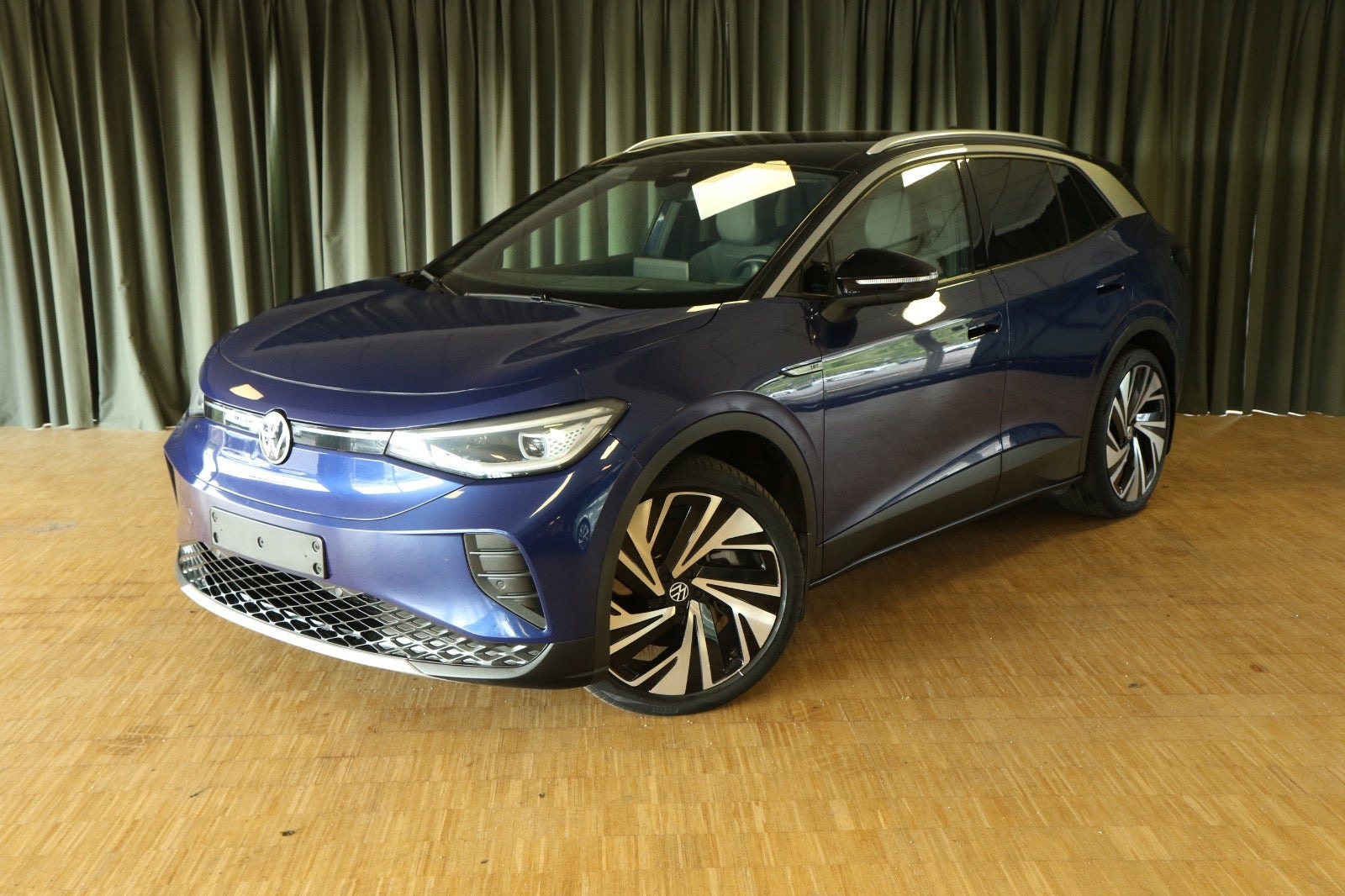 Blå VW ID.4 fra 2021
